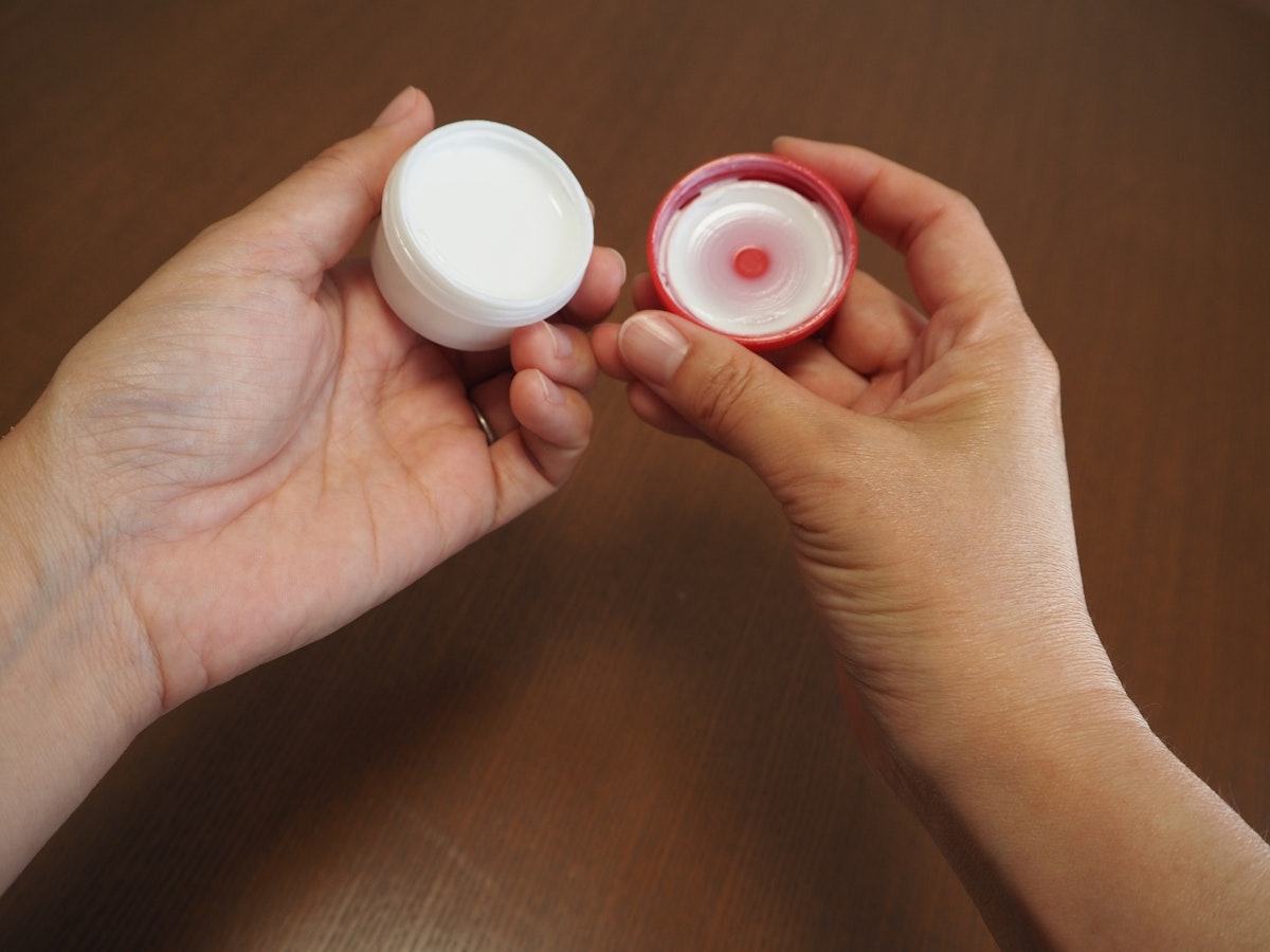 亜鉛 華 軟膏 塗り 方 おしり